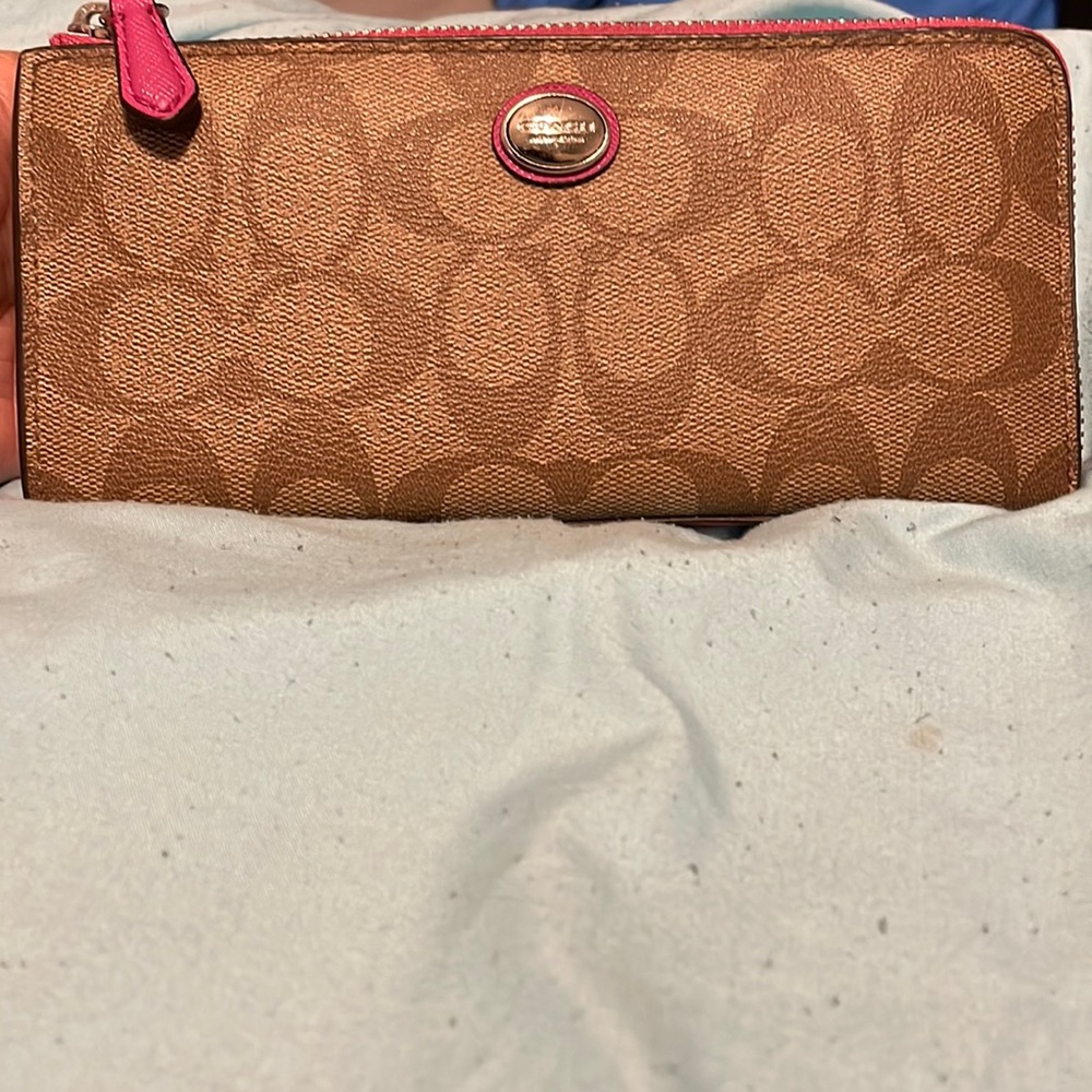 Coach wallet